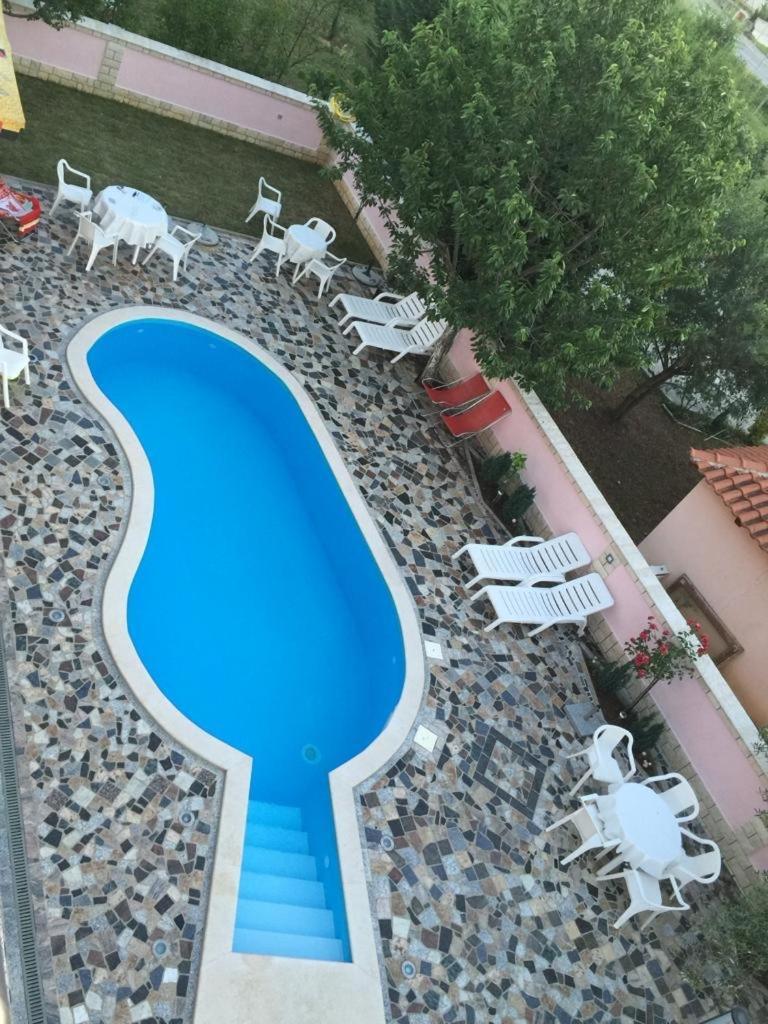 Villa Baldi -Apartmani Danny Tar-Vabriga Exteriör bild