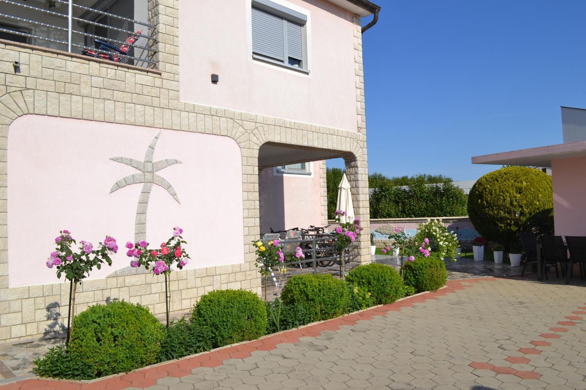 Villa Baldi -Apartmani Danny Tar-Vabriga Exteriör bild